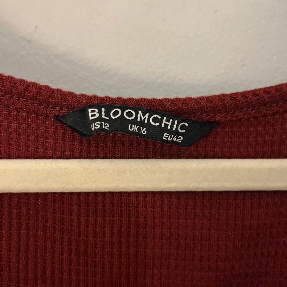 Bloomchic red tank top - Picture 3 of 4
